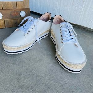 JLO sneakers casual tennis shoes 8.5 ladies